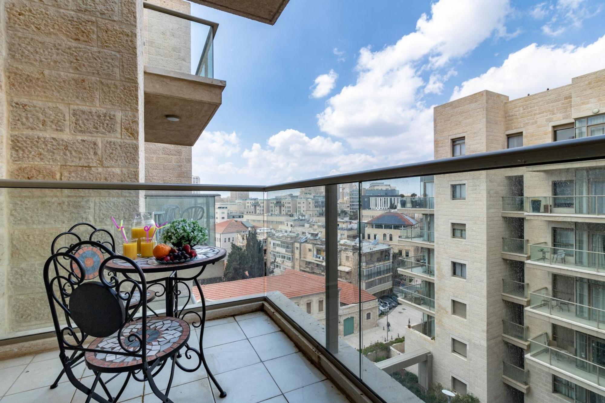 Isrentals Haneviim - Aparthotel In City Center Jérusalem Extérieur photo